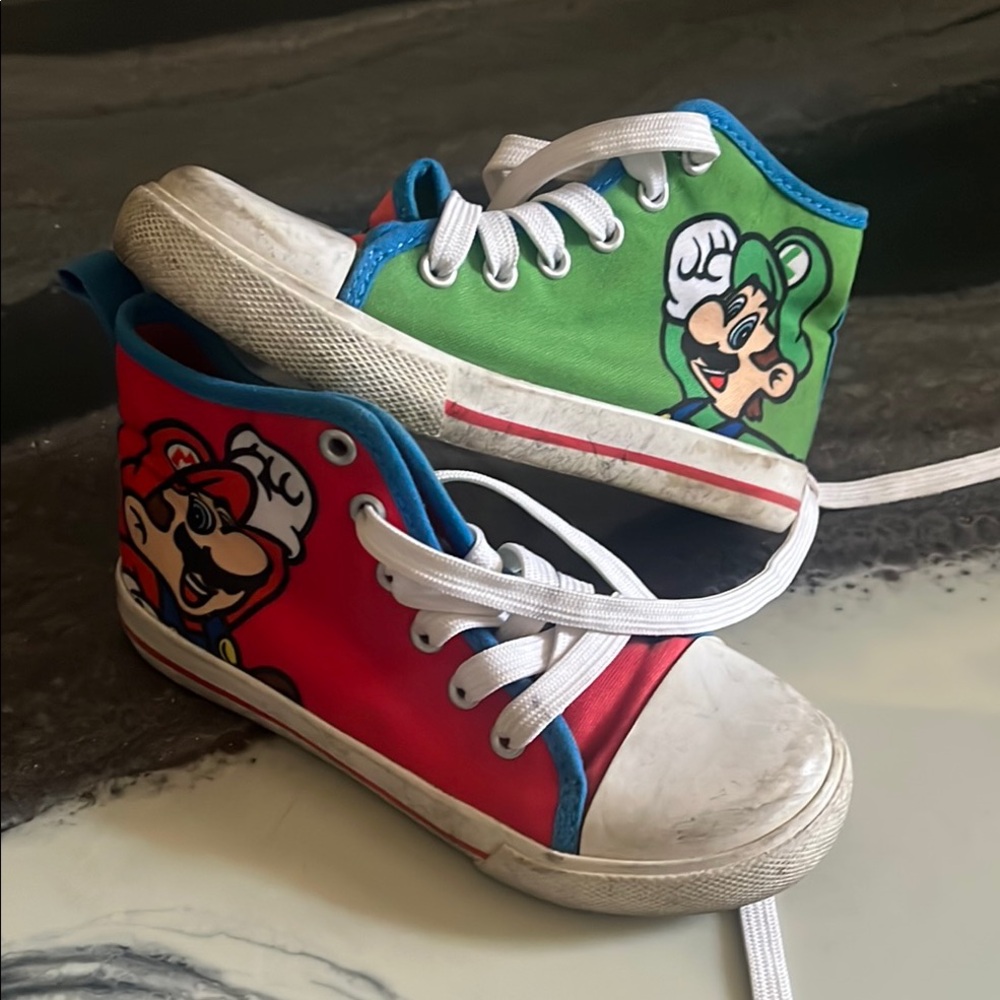 Kids Cartoon Character High-Top Sneakers - Red and Green